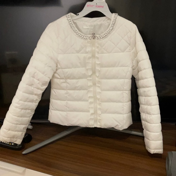 European Girls White Puffer Jacket - Picture 1 of 4